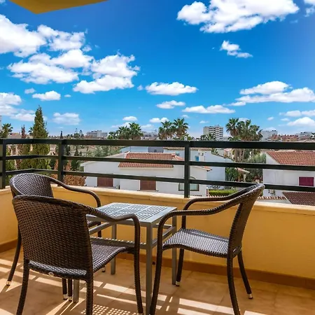 Apto Con Terraza 401 Hébergement de vacances *