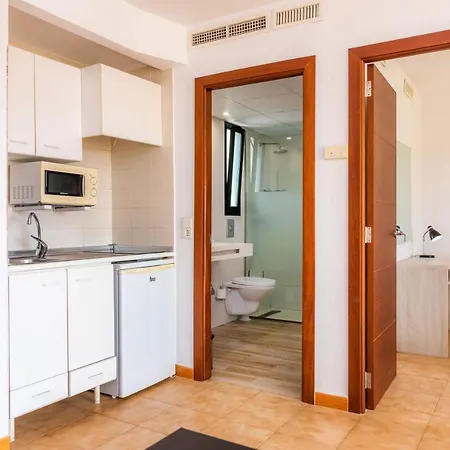 Apto Con Terraza 401 *