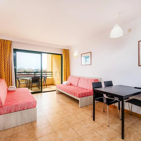 Dom wakacyjny Apto Con Terraza 401
